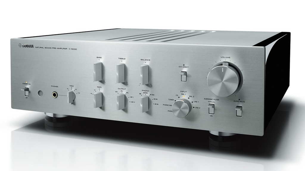 Yamaha C-5000 Preamplifier angled